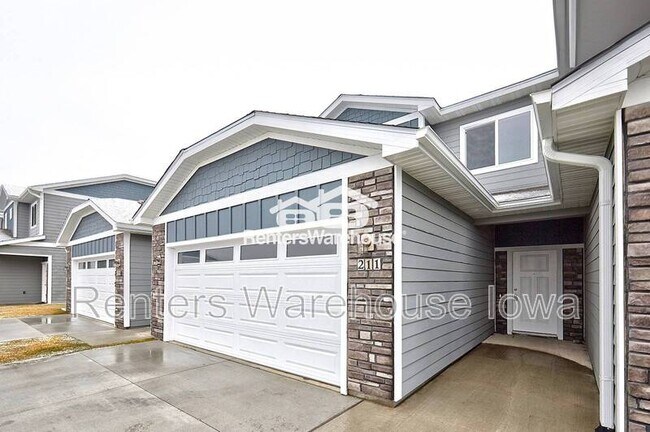 Foto del edificio - 211 NW Greenway Pl