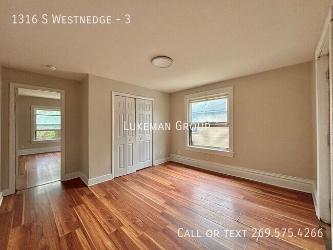 Foto del edificio - 1316 S Westnedge-3