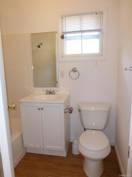 Building Photo - 26 Quartz Ln