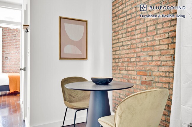 Foto del edificio - 74 Forsyth St