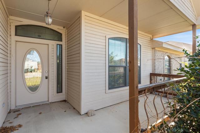 Building Photo - 6104 Alexus Dr