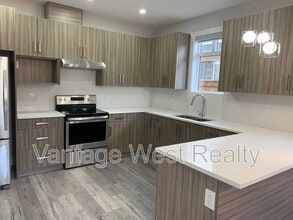 Building Photo - 756-756 Glenwood Ave