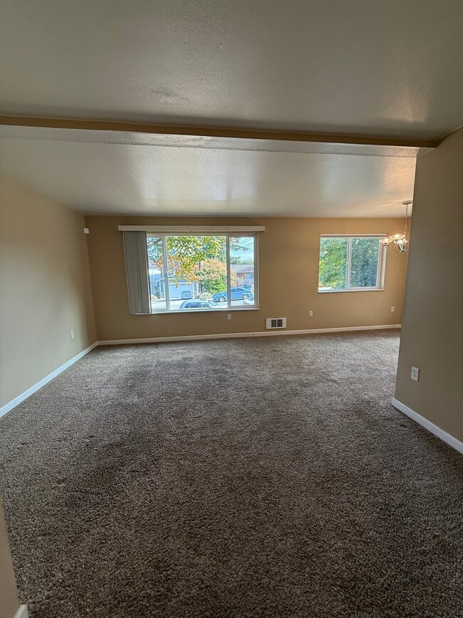 Foto del edificio - 712 Avenue B