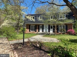 Building Photo - 1011 Shipman Ln