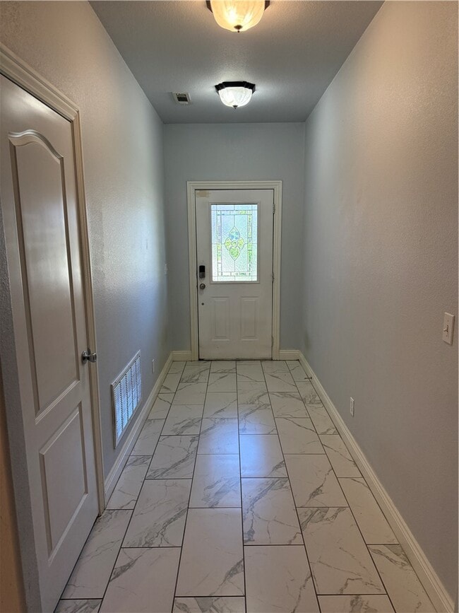Building Photo - 311 Wilson Dr