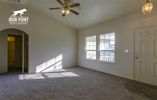 Foto del edificio - 4bed/2.5 Bath in Kuna w/fenced yard, vault...