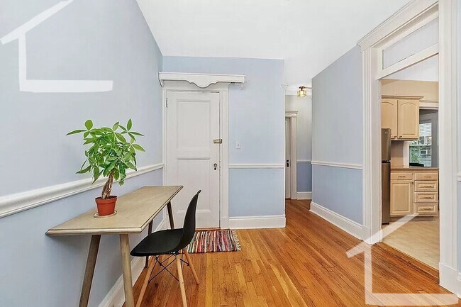 Building Photo - 5 Vinal St