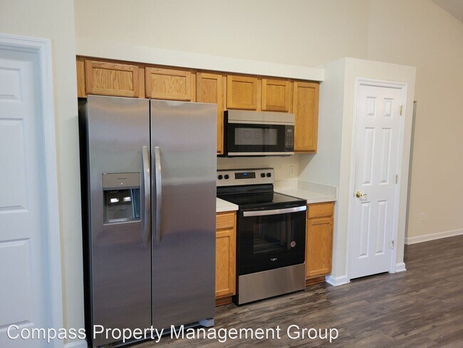 Foto del edificio - 3 br, 2 bath House - 55 Bronson Ln.