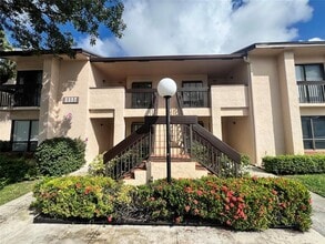 Building Photo - 2257 SW 15th St