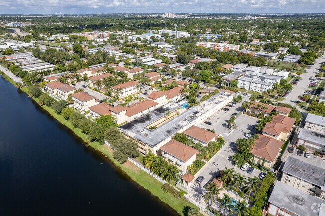Foto aérea - Snake Creek Landing Condos