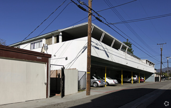 Building Photo - Lehigh Apartments