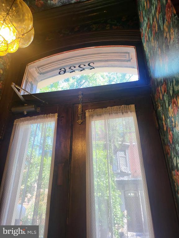 Foto principal - 2226 Delancey Pl