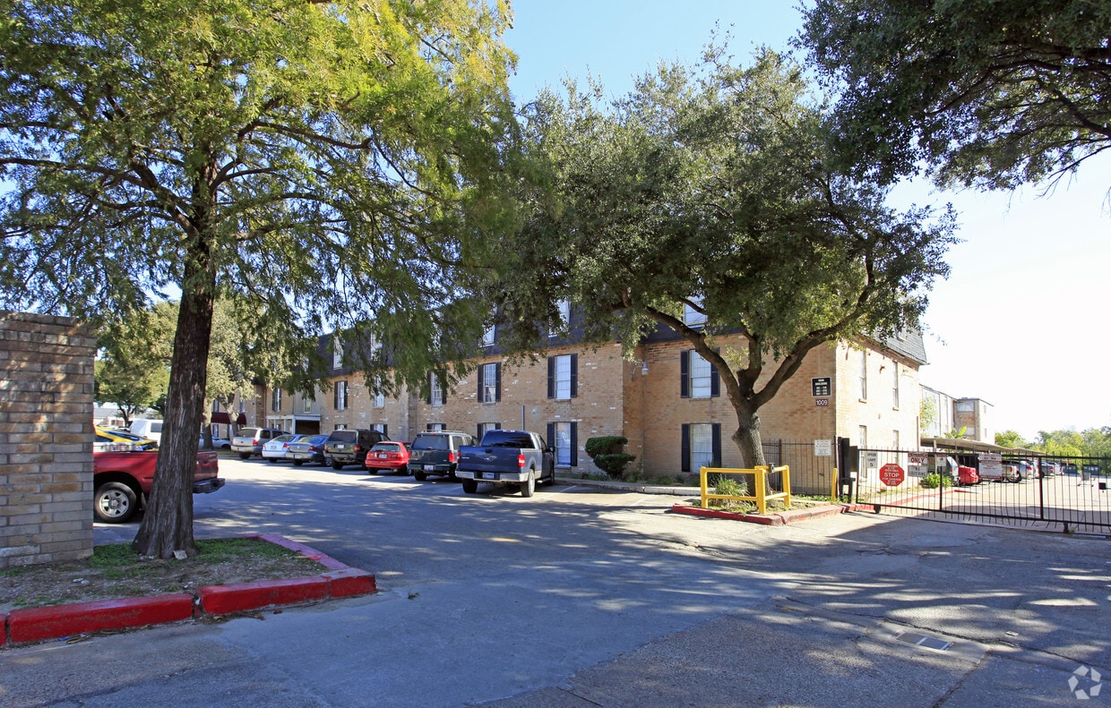Raintree Apartments Apartments 1009 Richey St Pasadena, TX