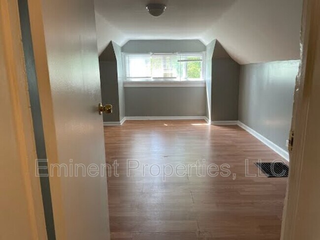 Foto del edificio - 8634 S Justine St