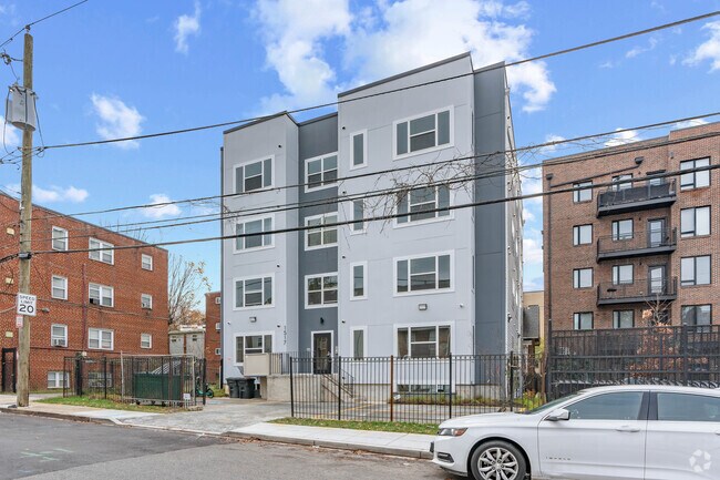 1517 Young Street SE - 1517 Young St SE