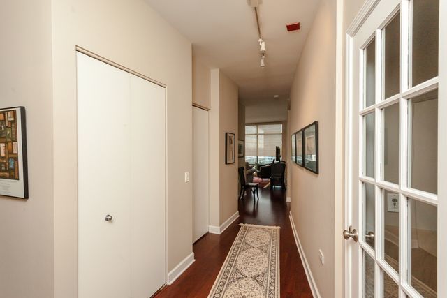 Foto principal - 100 E 14th St