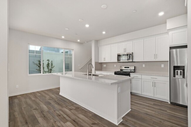 Foto del edificio - 1523 Wingwood Ln