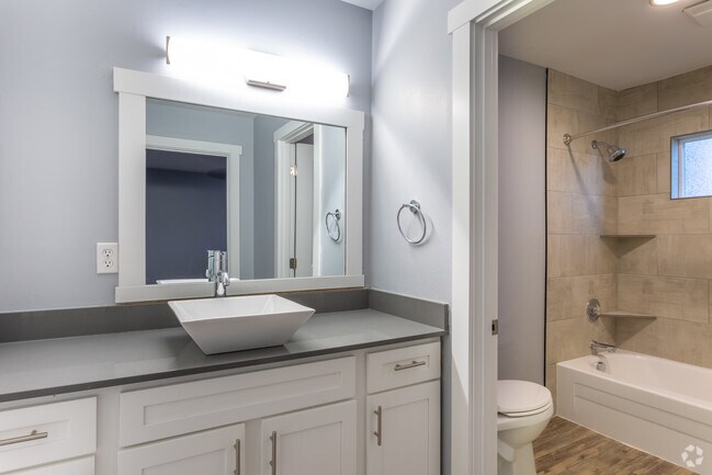 1HAB, 1BA - 550 ft² - J3 Apartments