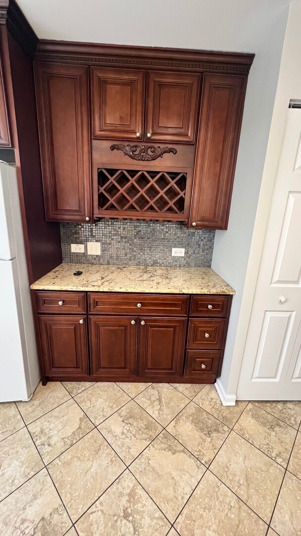 Foto del edificio - 3321 Hickory Ln