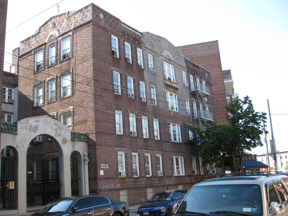 Foto del edificio - 1006-1022 E 36th St