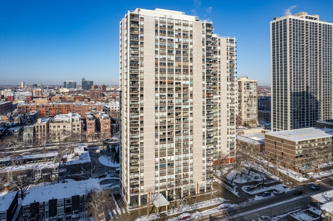 Building Photo - Bryant House