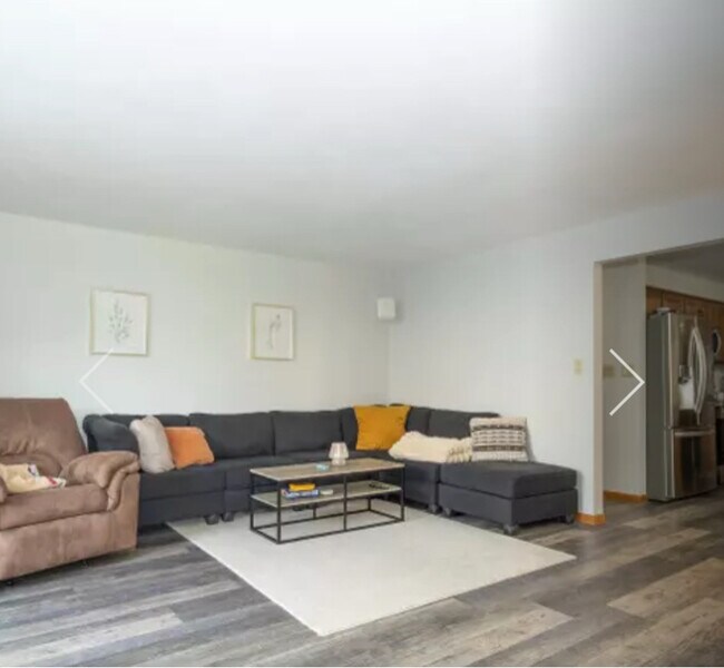 Foto del edificio - 2750 W Parkmoor Ct