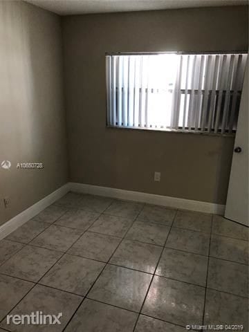 Building Photo - 2 br, 2 bath Condo - POINT SOUTH