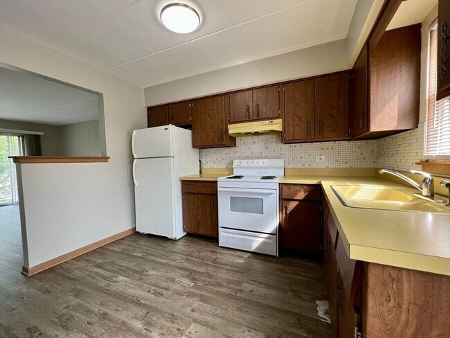 Foto del edificio - 8021 W 30th St