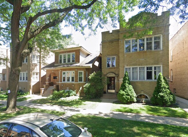 Foto del edificio - 5747 N Talman Ave