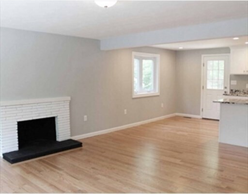 Foto del edificio - 25 Sandy Brook Rd