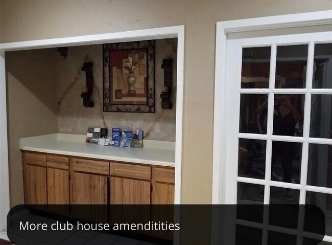 Foto del edificio - 260 El Dorado Blvd