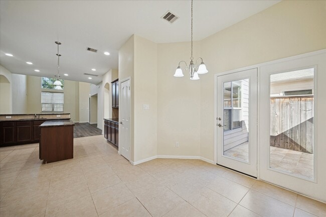 Foto del edificio - 9143 Monarch Mist Ln