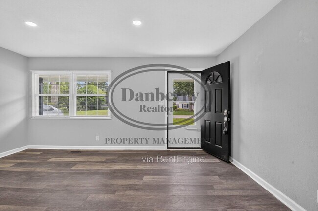 Foto del edificio - 6051 Graystone Dr