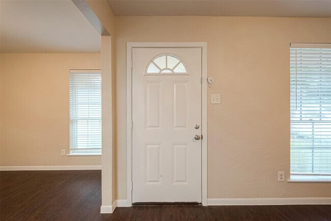 Foto del edificio - 1447 Willow Rock Rd