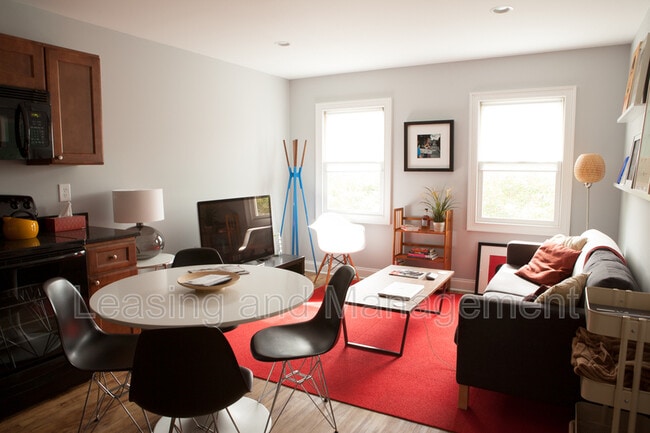 Photo - 16 Cannon St Apartment