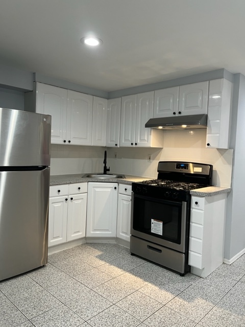 Eat in Kitchen - 13211 11th Ave
