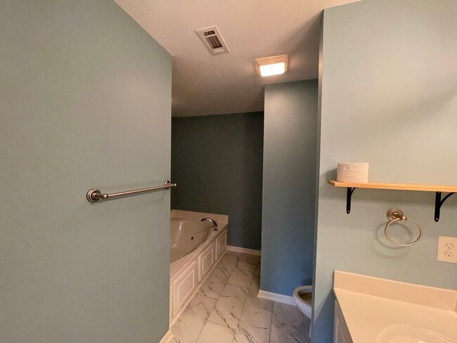 Foto del edificio - 144 Grand Oak Cir