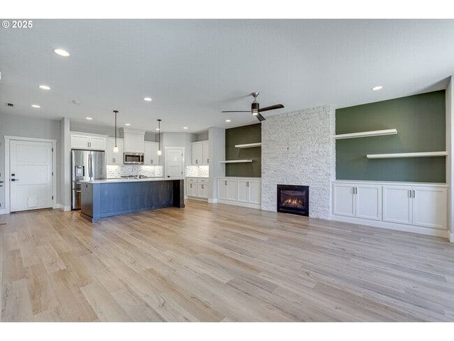 Photo - 10902 NE 119th Pl House