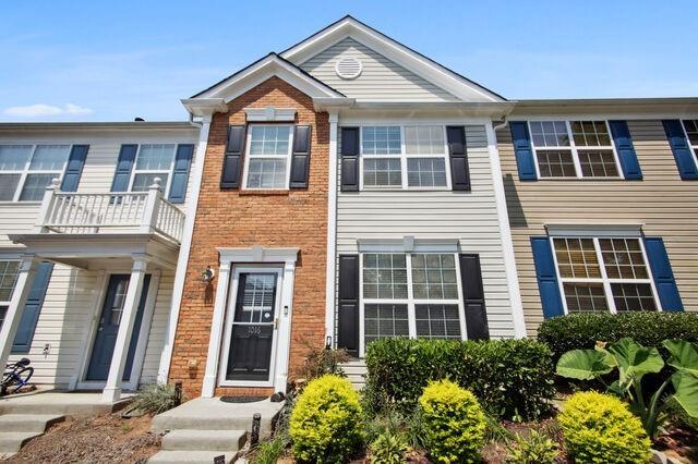 Primary Photo - 1016 Prestwyck Ct
