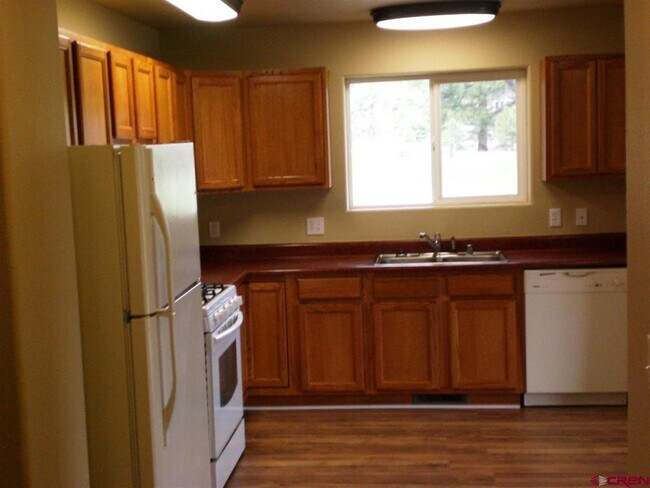 Building Photo - 55 Navajo Ct.