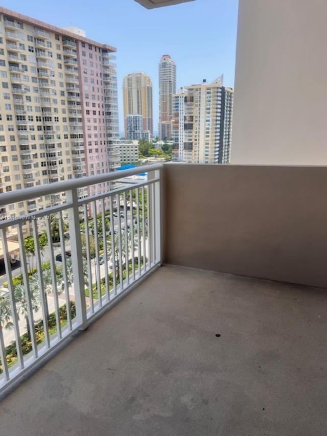 Foto del edificio - 250 174th St