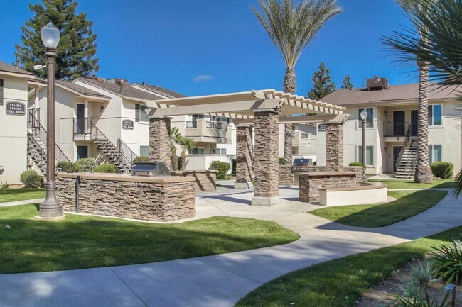 Foto del edificio - University Plaza