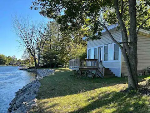 Primary Photo - 313 Harbor St