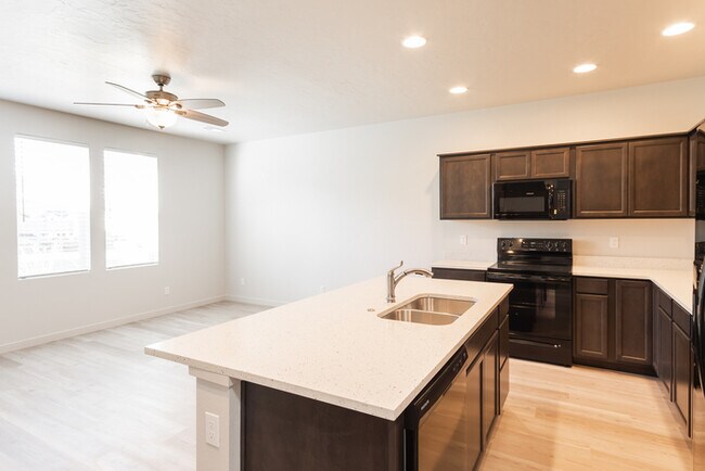Building Photo - Location, Community, Quality Living...It a...