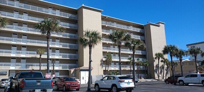 Foto del edificio - Studio apartment with ocean view