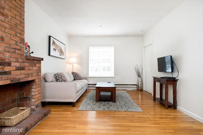 Foto del edificio - 220 Beacon St