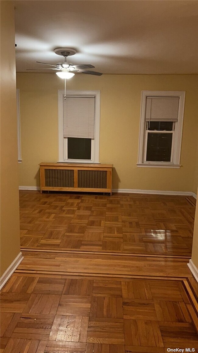Foto del edificio - 1410 Crosby Ave
