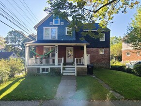 Building Photo - 118 W Prospect Ave
