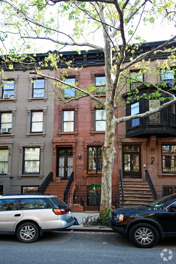 Foto del edificio - 127 W 87th St