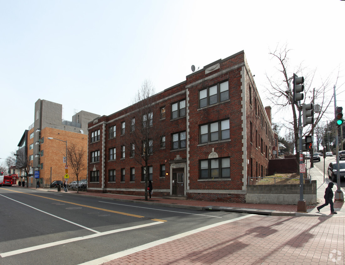 Primary Photo - Talbert Street Apartments